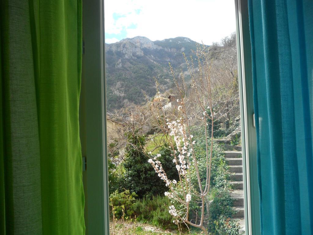 Chambres D'Hotes Casa SylvanaSaint-Dalmas-de-Tende 部屋 写真
