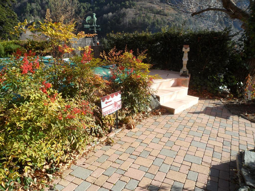 Chambres D'Hotes Casa SylvanaSaint-Dalmas-de-Tende エクステリア 写真